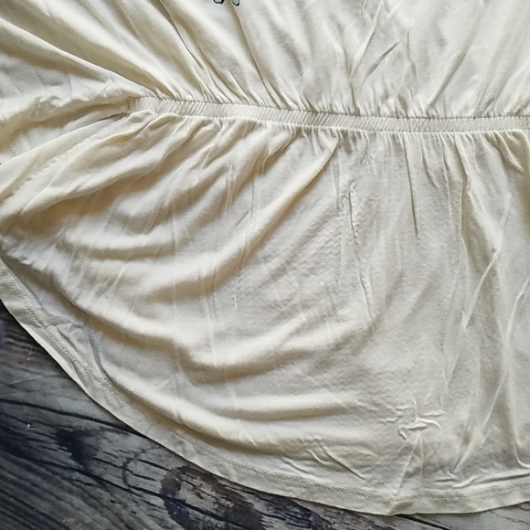 Blue Flower Top - Picture 6 of 8